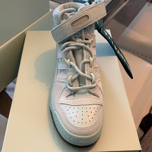 Ivy Park Forum Mid - NWT - Picture 3 of 6